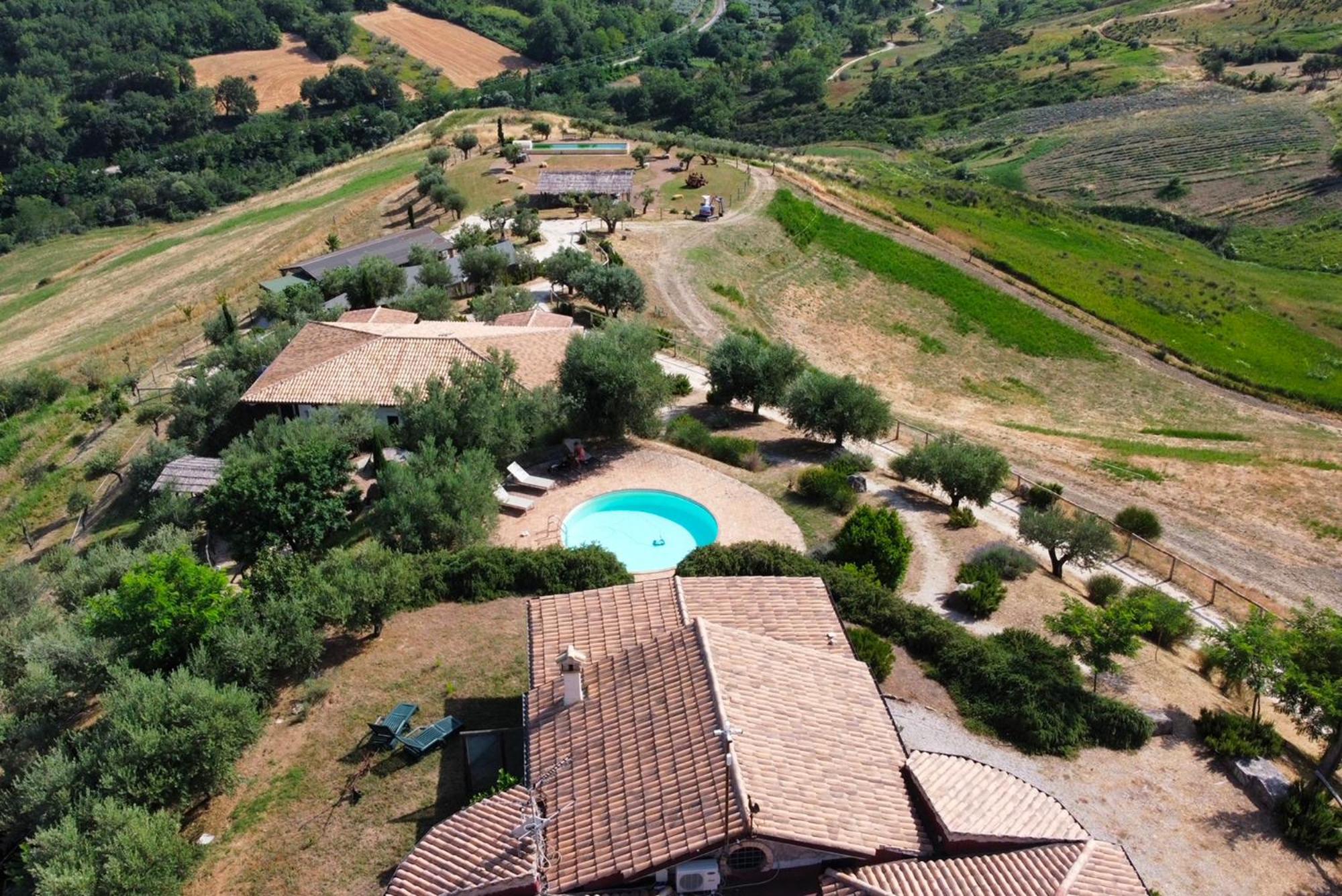 Pietra Pizzuta Country House Torre de' Passeri Екстер'єр фото